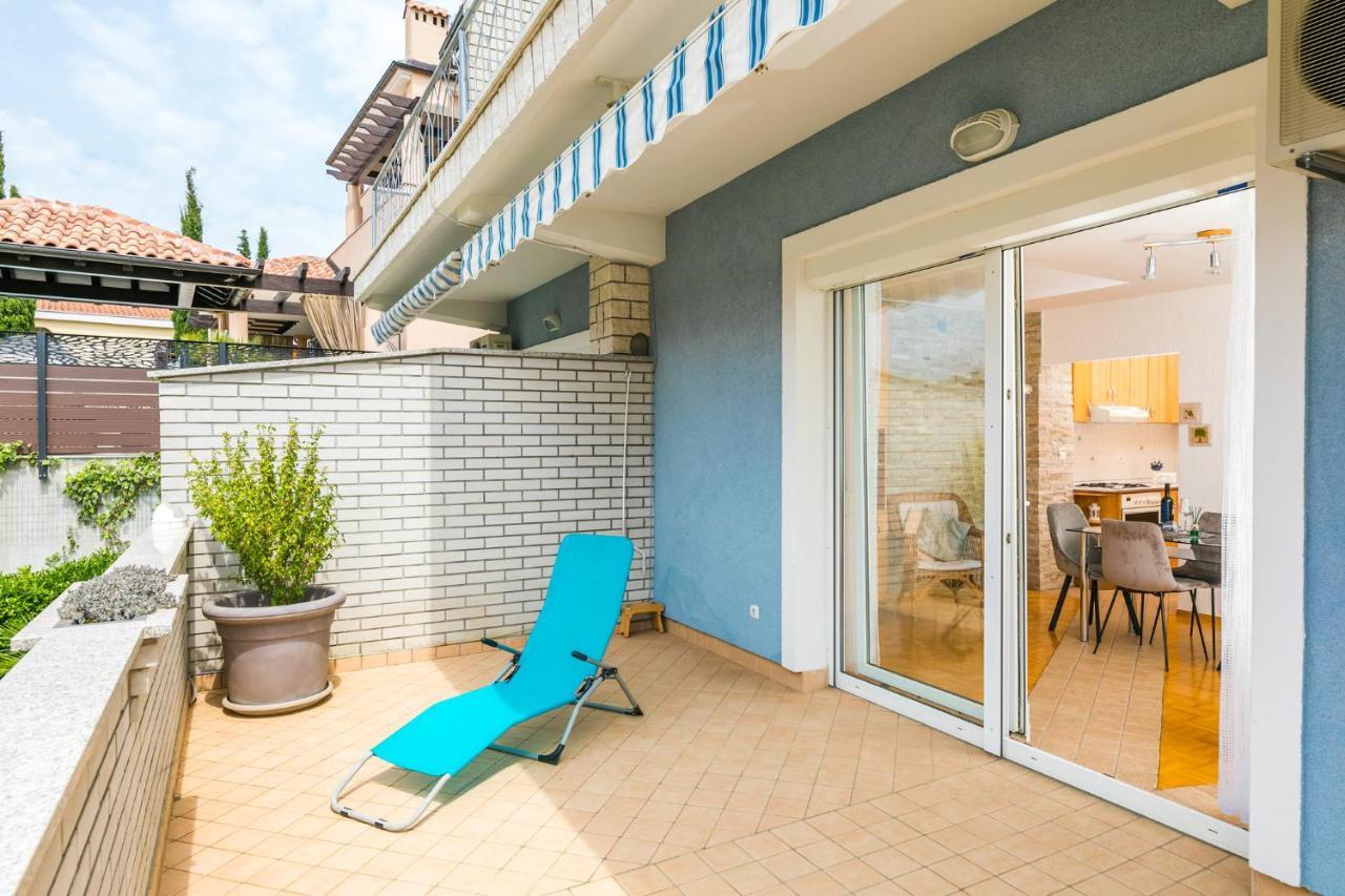 Blue Pearl Apartments Crikvenica Buitenkant foto
