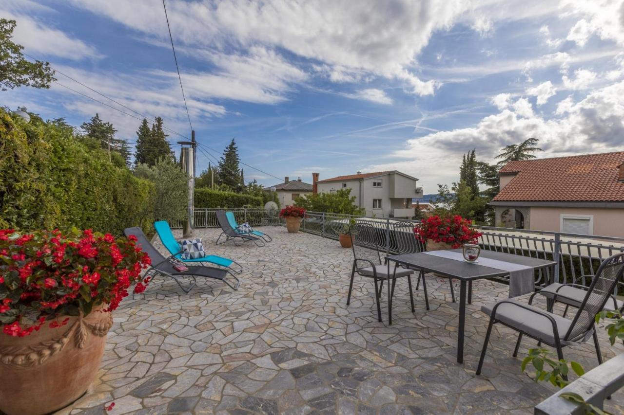 Blue Pearl Apartments Crikvenica Buitenkant foto