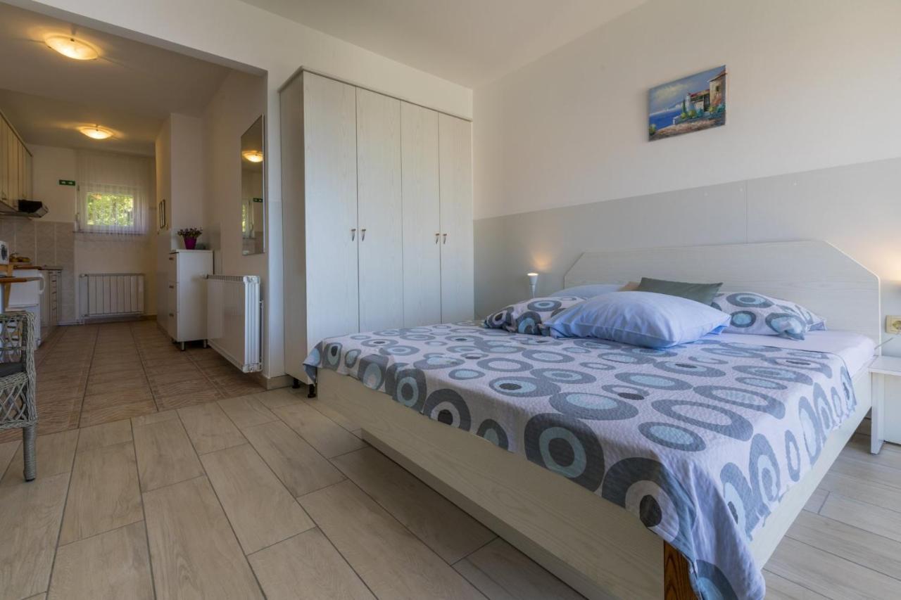 Blue Pearl Apartments Crikvenica Buitenkant foto